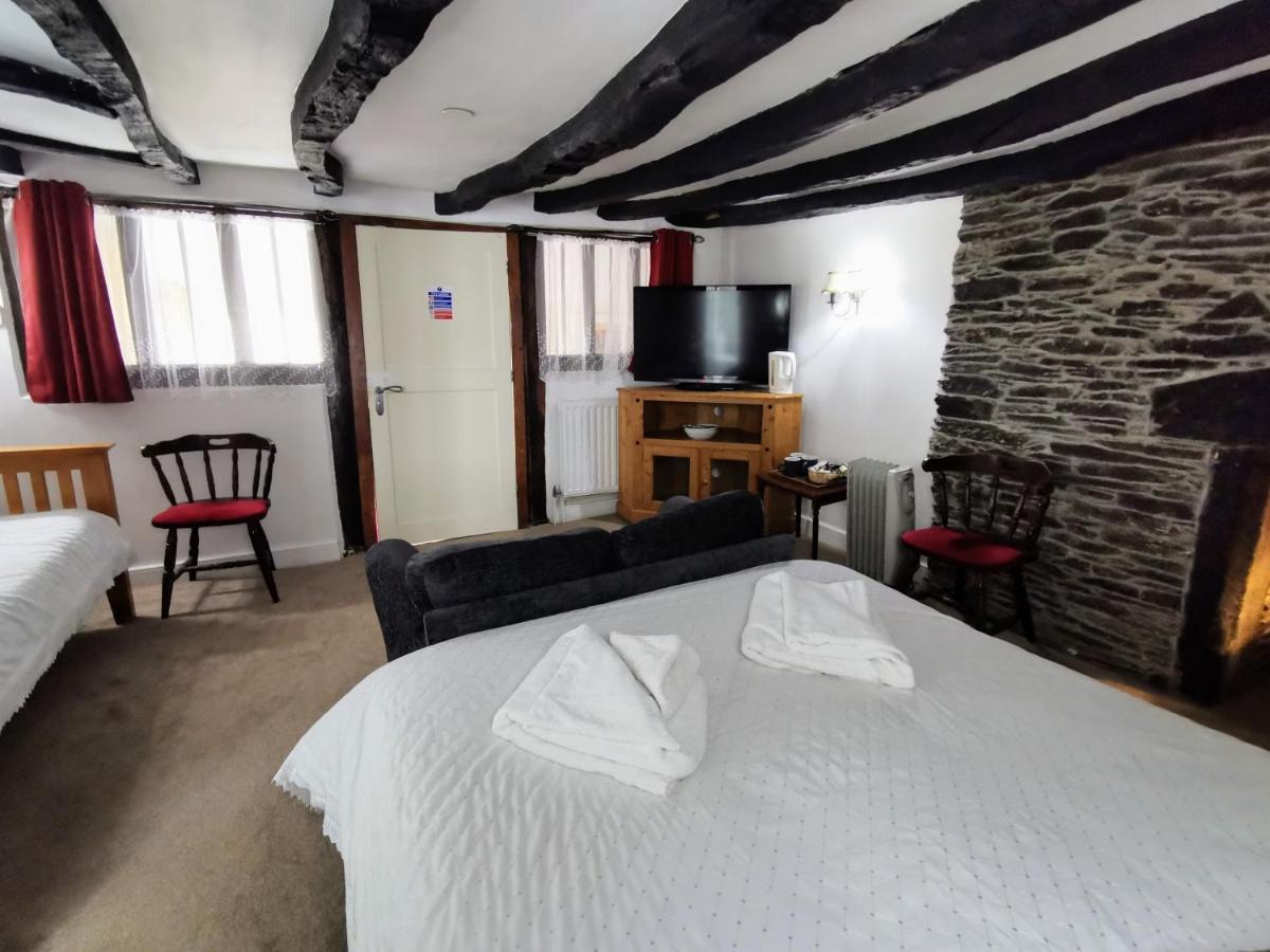 The Darlington Hotel Camelford Extérieur photo